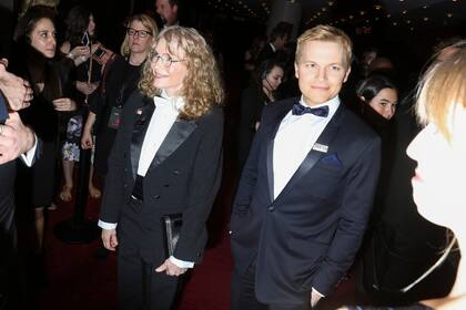 Mia Farrow y su hijo Ronan creen fervientemente en las acusaciones de Dylan