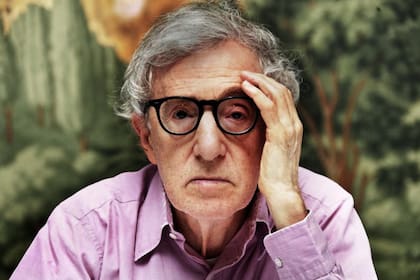 Woody Allen publicó sus memorias, Apropos of Nothing