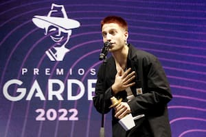 Wos, ganador del Gardel de Oro 2022: del vértigo que siente a la “bendición” de Fito Páez