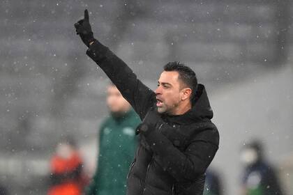 Xavi, preocupado por la llave con Napoli