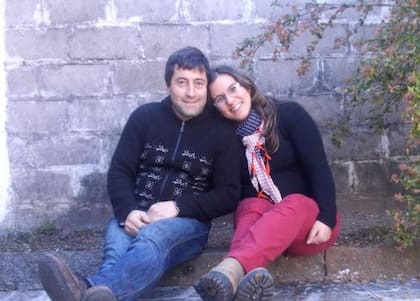 Ximena no pensó que la diferencia de edad era de 20 años, de todas formas sus padres se llevaban 18 y esa formalidad no le importó