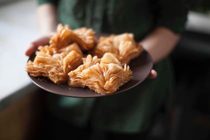 Ximena Sáenz revela que el secreto está en usar doble aceite: uno tibio y otro bien caliente