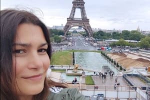 Dejó un buen empleo, superó duelos y encontró su destino en París