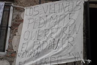 Increíble. Vivió 15 días con un muerto en su casa y finalmente se lo llevaron