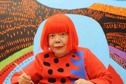 Yayoi Kusama, una de las artistas más famosas del mundo, difundió un mensaje de apoyo contra la pandemia del coronavirus