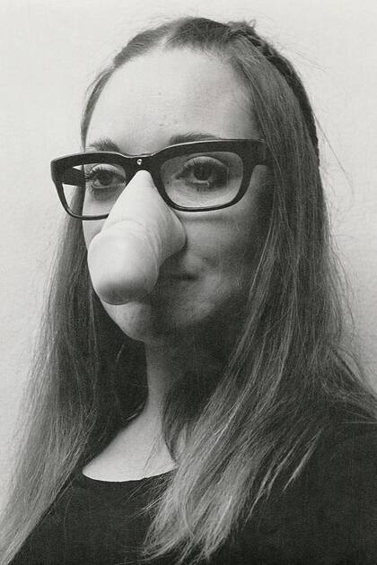 “El pene como instrumento de trabajo/ Para quitarle a Freud lo macho”,1982, de Maris Bustamante. Fotografía adquirida en Waldengallery gracias a una donación del banco ICBC