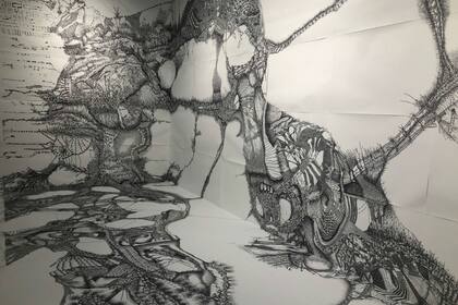 Instalación de la artista colombiana Ana María Devis en el stand de Related en Pinta