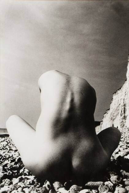 Desnudo, Este de Sussex, por Bill Brandt (detalle), 1977. Valor estimado: 10.000 - 15.000 euros