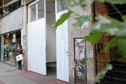 Desde las 19 habrá un After Gallery con acción performática y DJ en la galería Gachi Prieto