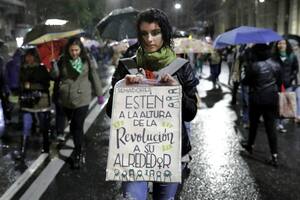 Aborto: para los "verdes", una noche entre pañuelos y al grito de "¡Será ley!"