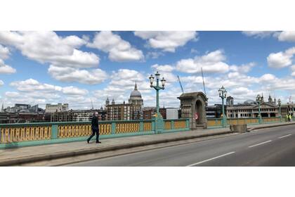 El Puente Southwark es el menos transitado.
