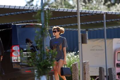 Ya alejada de Bailando 2023 por una lesin, Milett Figueroa pasa sus das en Punta del Este