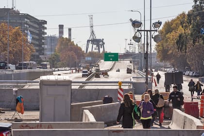 El Paseo del Bajo va a separar los camiones y ómnibus de larga distancia de los vehículos particulares
