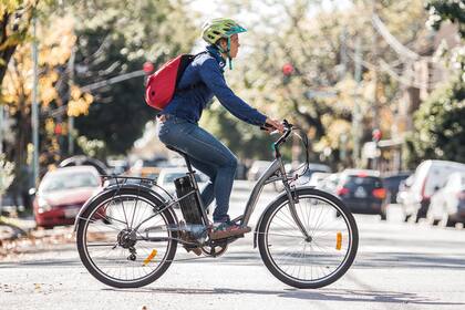 Ya está abierto el proceso de solicitud para adultos con discapacidades permanentes. Desde el 12 de agosto hasta el 24 de agosto se desarrollará la inscripción en el programa para todos los demás grupos elegibles en boston.gov/ebikes