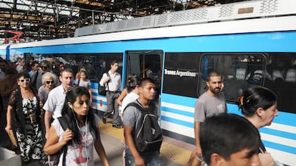 El tren Roca reducirá sus frecuencias un 30% por las próximas semanas