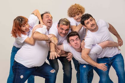 "Ya me había comprometido con esta obra y bueno... Se hizo y salimos como pudimos. Es una comedia muy agradable y la gente la pasa bien", dice la actriz sobre Appstinencia, la obra que tiene funciones todos los martes a las 20, en el Teatro Buenos Aires (Rodríguez Peña 411, CABA)