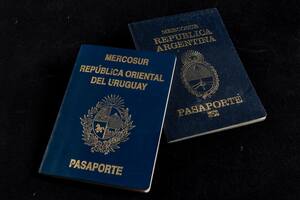 Ya se emitieron unos 17.000 pasaportes uruguayos con su nuevo formato