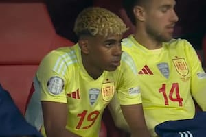 La curiosa reacción de Yamal, la joya de España, mientras Portugal celebraba: y por qué el DT lo sacó