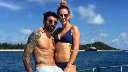 Yanina Screpante y Ezequiel 'El Pocho' Lavezzi estuvieron en pareja durante ocho años (Crédito: Twitter)