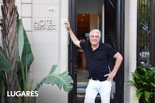 Dejó su vida en París para instalar un hotel en Palermo y guarda un tesoro en su interior