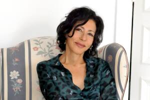 Yasmina Reza en Buenos Aires: literatura, teatro y manías de la autora de "Art"