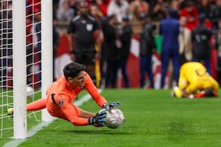 Bono fue el héroe de Marruecos contra Nigeria y Sadio Mané despidió a Salah