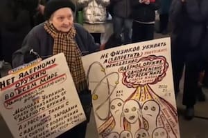 Yelena Osipova es una artista, activista y jubilada, todo un símbolo de resistencia en Rusia