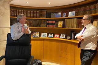 A la espera de Joe Biden, el Gobierno acelera contactos con Washington