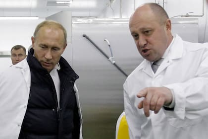 Yevgeny Prigozhin con Vladimir Putin, en otras épocas