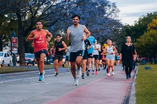 Un entrenamiento entre amigos se transformó en una comunidad deportiva que le cambió la vida a muchas personas