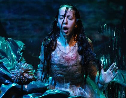 Yo también soy Ofelia, propuesta que cruza el texto clásico con lo biodramático y un disruptivo dispositivo escénico