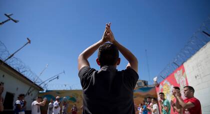 Yoga en la Unidad Penitenciaria n?48 de San Martín. 19/10/17