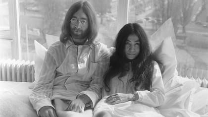 Yoko, coautora de Imagine con Lennon
