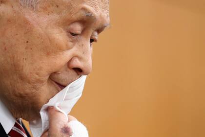 Yoshiro Mor resistió, pero finalmente debio renunciar a la presidencia del comité organizador de Tokio 2020