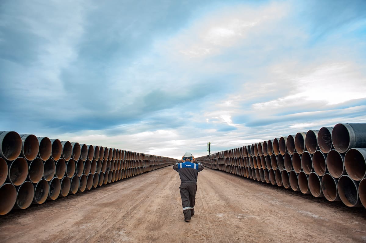 Avanza un proyecto millonario para aumentar la exportación de petróleo - LA NACION