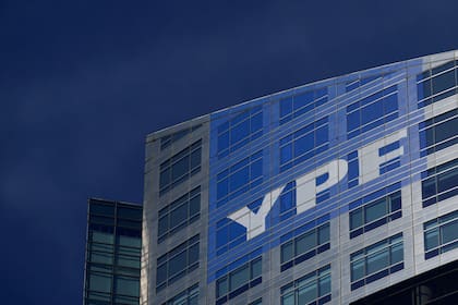 YPF concentra el 55% del despacho de combustibles del país.