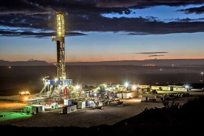 YPF enfocará el 80% de su inversión en Vaca Muerta, donde están las áreas de producción de gas y petróleo más productivas