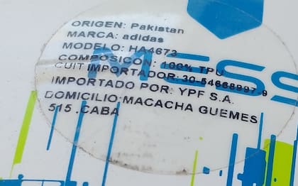 YPF importó este año 600.000 pelotas desde Pakistán a un precio de US$4,3 cada una