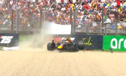 Yuki Tsunoda choca en imola