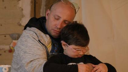 Yvgeny, junto a su hija menor, Sasha