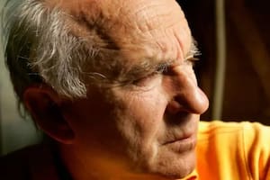 Yvon Chouinard se describe como un "dirtbag", un término que entre los montañistas se refiere a alguien que valora más su tiempo que el dinero y pasa la mayor parte de ese tiempo haciendo el deporte que lo apasiona