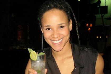 Zahína Rojas dice que rechazó al actor, pero que él insistía con llevarla a tomar algo