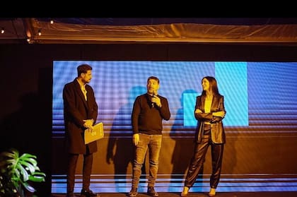 Zaira Nara en la presentación de Open Buenavista junto a los desarrolladores del proyecto