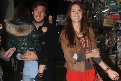 Zaira Nara y Pico Mónaco, súper tíos: llevaron a uno de los hijos de Wanda Nara al teatro