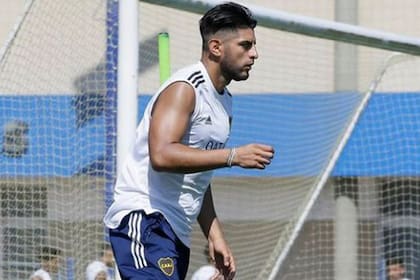 Zambrano tuvo varios períodos negativos en su carrera, entre lesiones y consideraciones negativas de los entrenadores, pero Miguel Russo y Román Riquelme confiaron en él y lo llevaron a Boca en 2020.