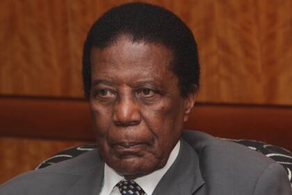 Zed Ngavirue es el negociador jefe