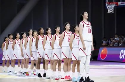 Zhang Ziyu hizo que su primera etapa con China fuera aún más memorable al ganar el premio a Jugadora Más Valiosa en la Copa Asia Femenina FIBA ​​U18 2024, el domingo por la noche en el Centro Cultural y Deportivo Longhua.