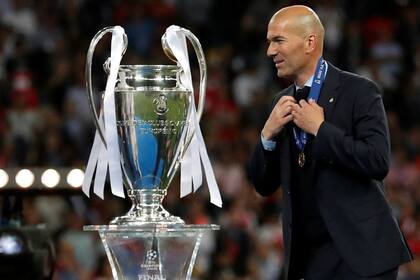 Zidane ganó tres Champions League consecutivas como DT de Real Madrid