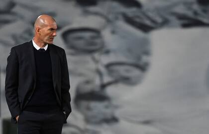 Zinedine Zidane, entrenador de Real Madrid. El conjunto blanco tiene más partidos que el resto de los candidatos al título español, ya que debe medirse con Chelsea por la Champions League.