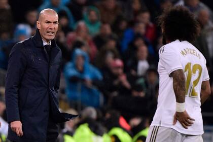 Zinedine Zidane y Marcelo; Real Madrid es segundo, a dos puntos de Barcelona